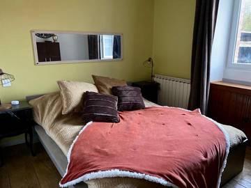 Gîte pour 4 personnes, avec jardin ainsi que terrasse et vue à Bourganeuf