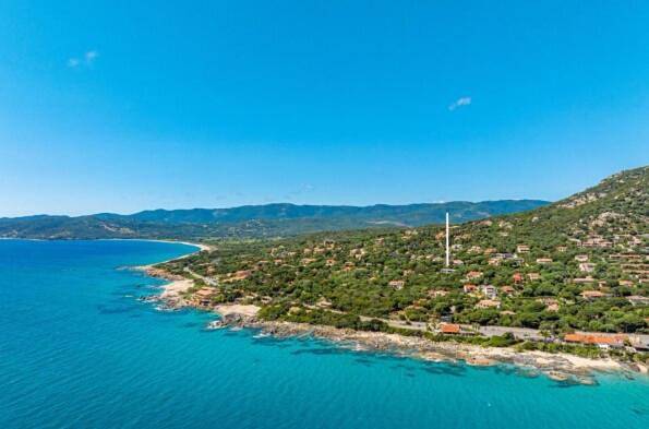 Location de vacances pour 8 personnes, avec vue ainsi que terrasse et piscine dans Plage d'Abartello - 3