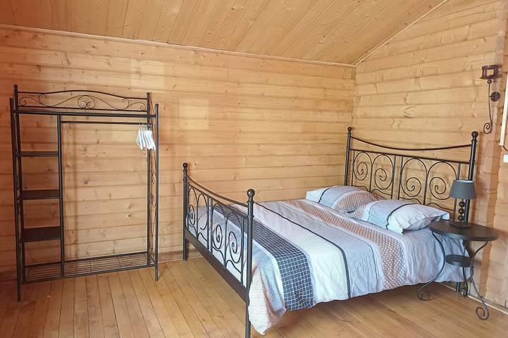 Le Chalet a la campagne aux portes de Paris in Tancrou, Seine-et-Marne