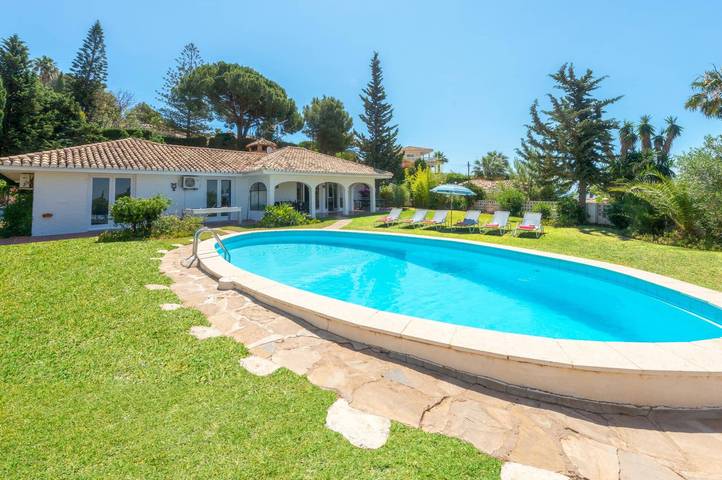 Casa rural para 6 personas, con jardín en Benalmádena - 2