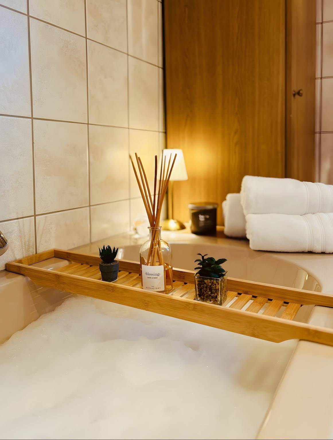 Ganze Wohnung, Alpaka Erlebnis – Ruhige Land-Auszeit mit Tierkontakt & Terrasse in Dinkelsbühl, Romantische Straße