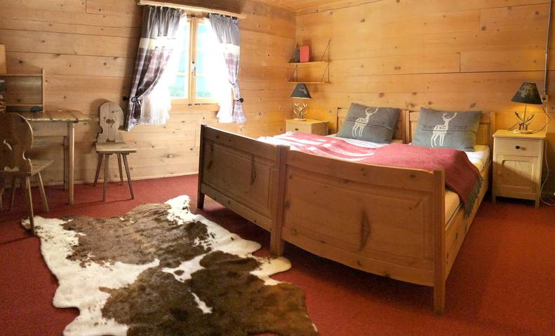 Chalet für 6 Personen, mit Garten und Ausblick, mit Haustier in Graubünden - 4