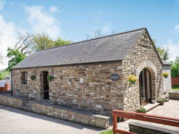 Cottage for 4 People in South-Wales, Pembrokeshire, Photo 1