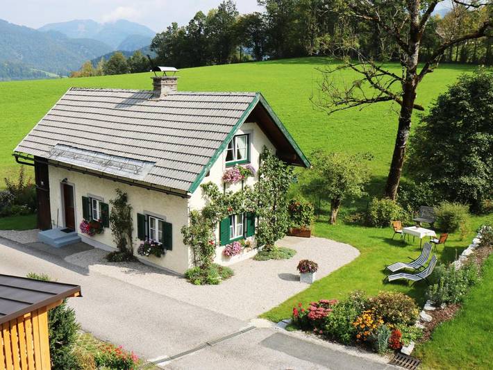 Ferienhaus für 4 Personen, mit Garten und Seeblick sowie Terrasse am Wolfgangsee
