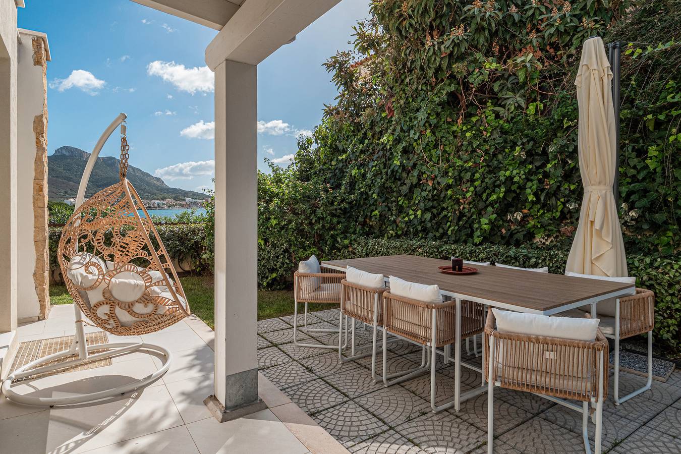 Villa "Cormorani 1" met Uitzicht op Zee, Jacuzzi & Wifi in Golfo Aranci, Costa Smeralda