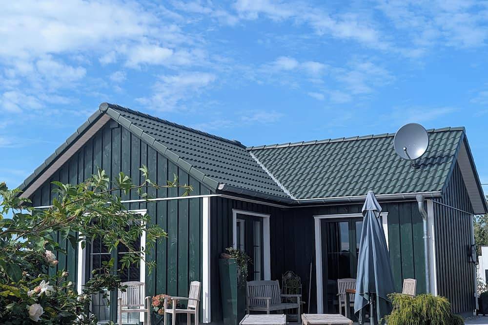 Wo der Blick über die Wiesen wandert – ein Rückzugsort am Groß Tessiner See in Glasin, Nordwestmecklenburg (Wismar und Umgebung)