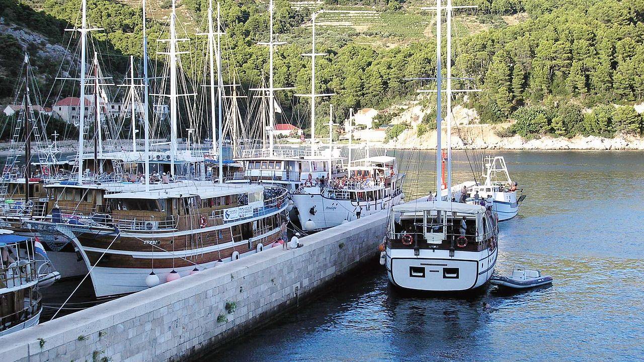 Ganze Ferienwohnung, Zimmer für 2 Personen (15 m²) in Trstenik in Trstenik, Peljesac