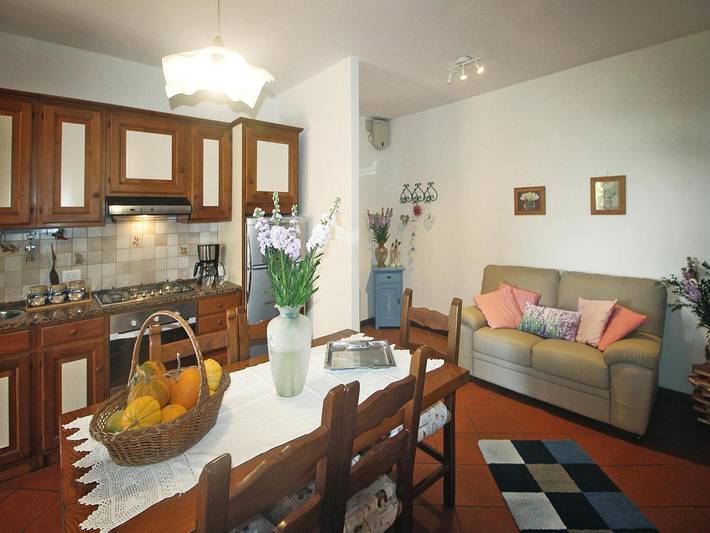 Ferienhaus für 6 Personen, mit Terrasse und Garten sowie Pool in Camaiore - 3