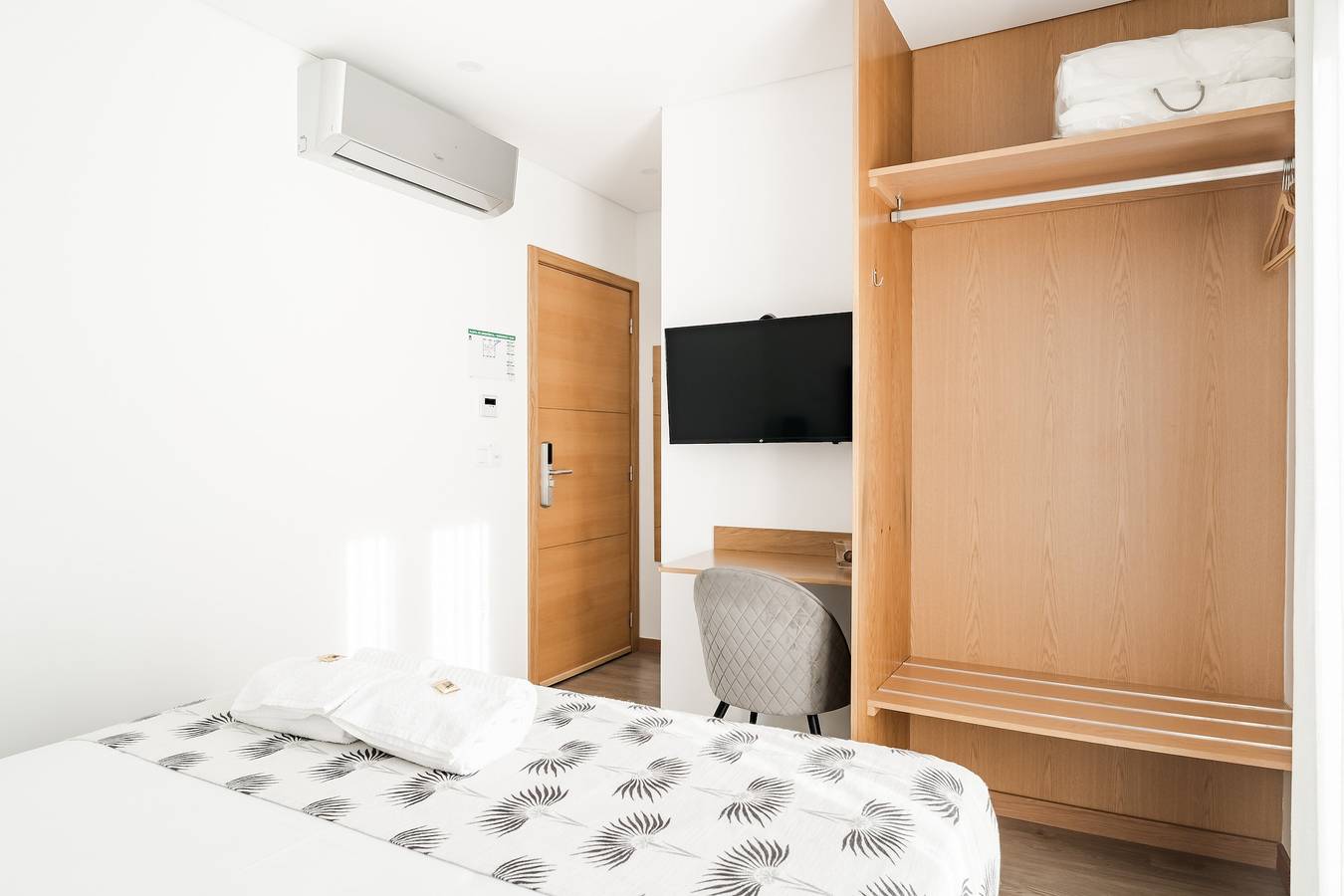 Zimmer 'Quarto 1' mit Gemeinschaftsgarten, Wlan und Klimaanlage in Braga, Braga Distrikt