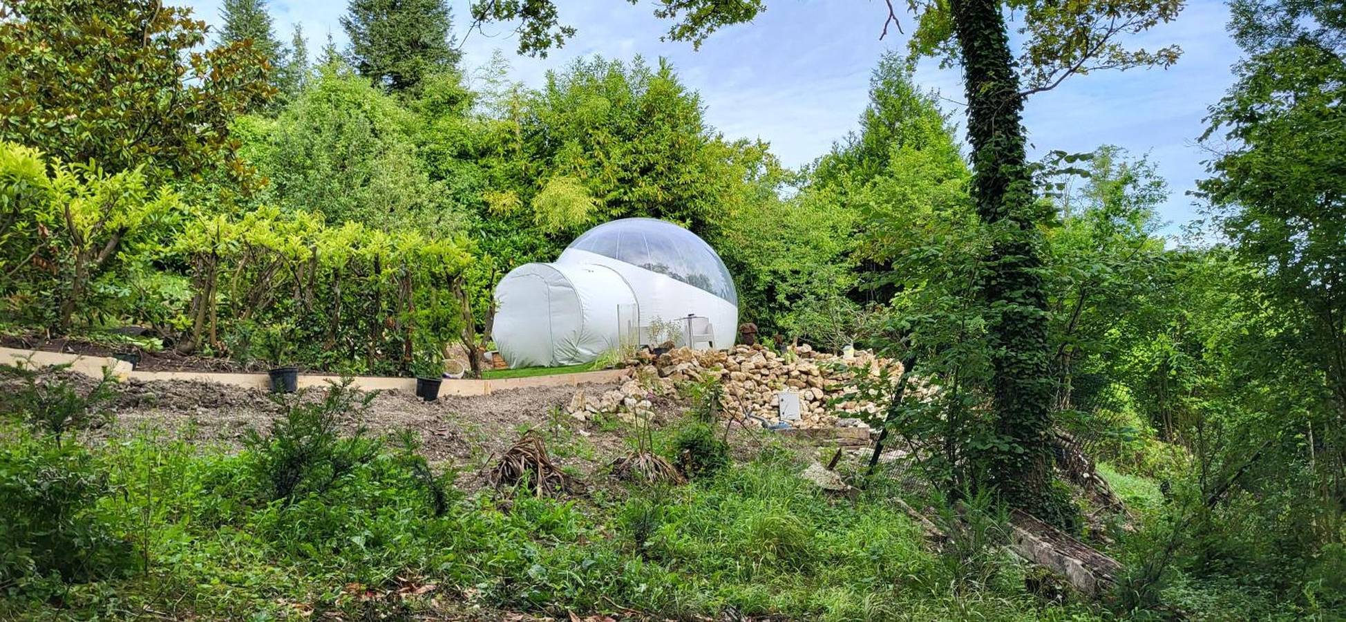 Glamping 'Les Bulles Du Coq De Champagne' avec vue sur la montagne, terrasse privée et Wi-Fi in Dormans, Marne