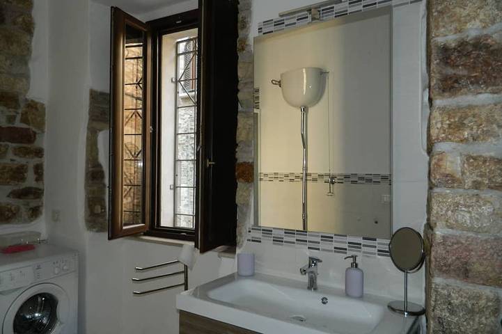 Appartamento intero, Casa la Mora (parcheggio gratuito) in Narni, Provincia di Terni