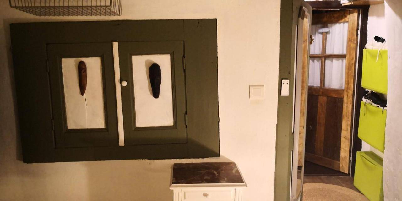 Double Room with Private Bathroom in Castanet (Aveyron), Aveyron