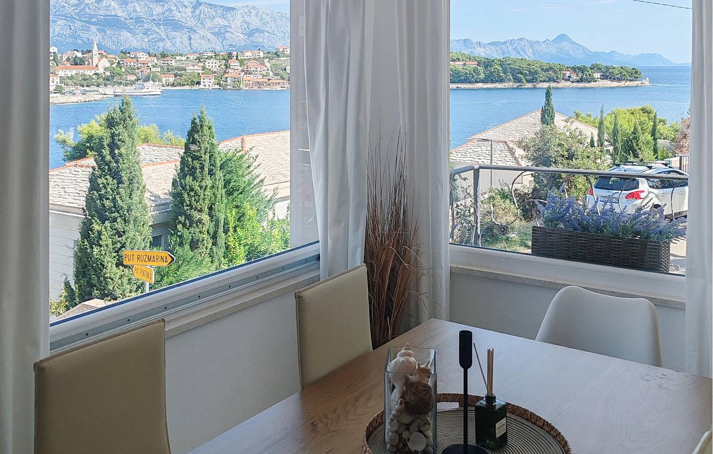 Ferienhaus für 7 Personen mit Garten in Selca, Povlija, Selca und Sumartin