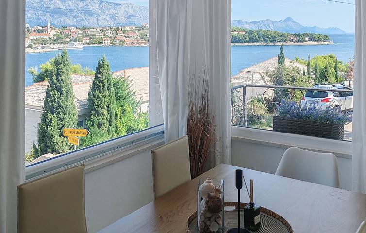 Gemütliche 1-Zimmer-Wohnung mit Meerblick, Pool und Parkplatz in Strandnähe in Selca, Brac