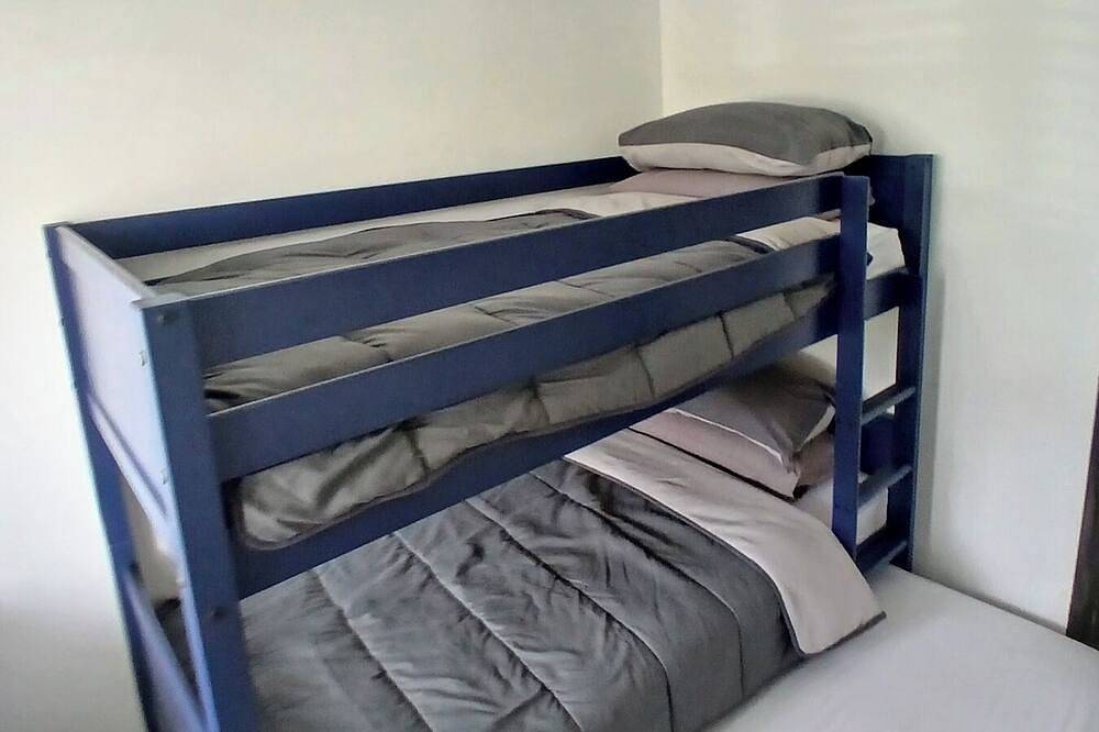 Spacious 3B Home with Garden in Central Ipswich in Ipswich, Suffolk