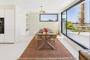 Gîte pour 8 personnes, avec jardin dans Raguénez