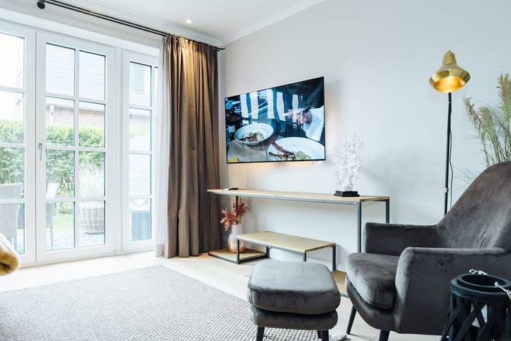 Ferienhaus für 4 Personen, mit Terrasse und Garten in Westerland
