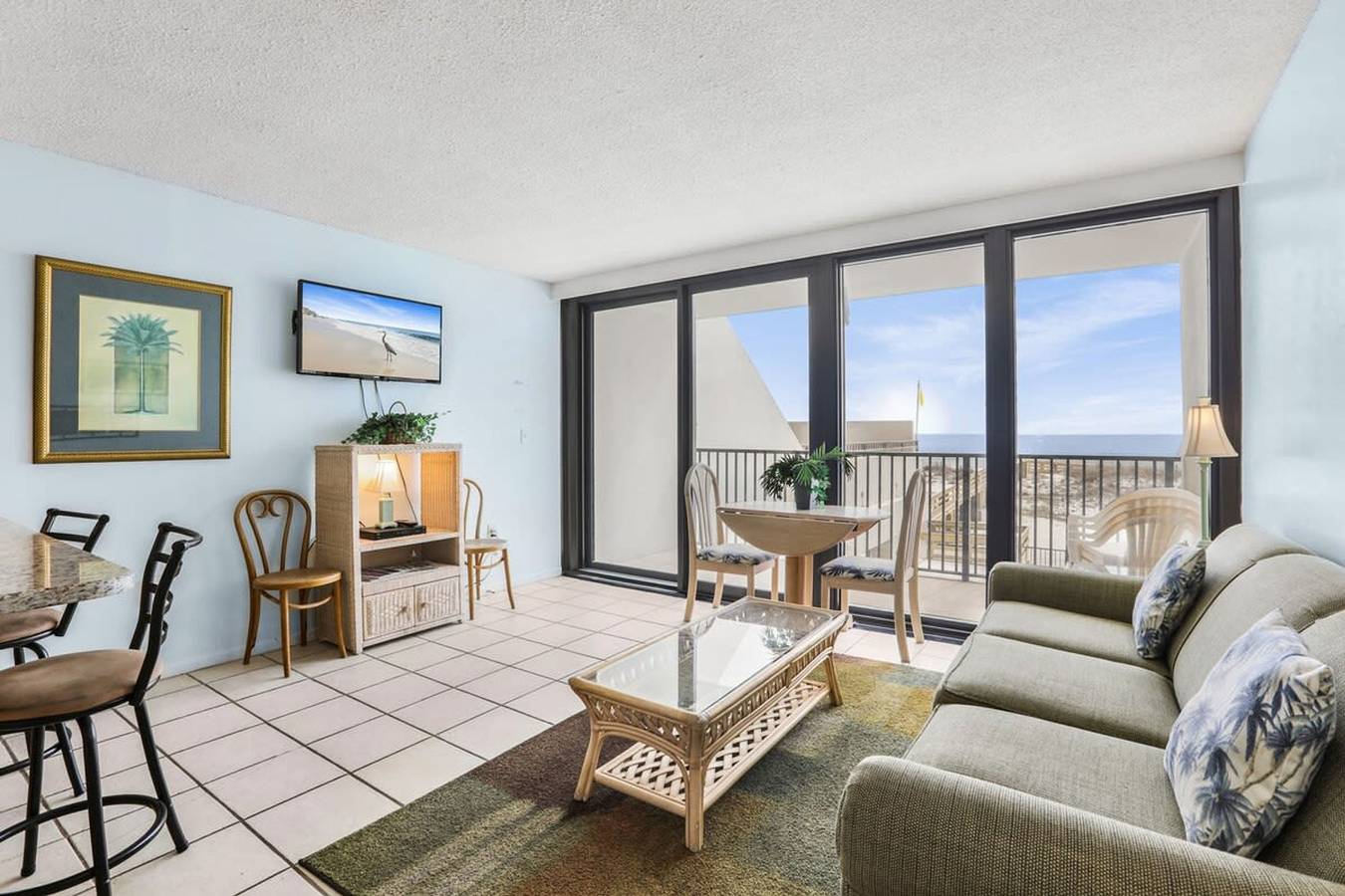 Entire apartment, Island Wind West 177 Next to Hangout pool in Gulf Shores, Mobile Bay