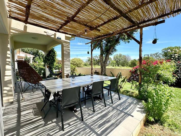 Location de vacances pour 6 personnes, avec vue et jardin à Borgo - 4