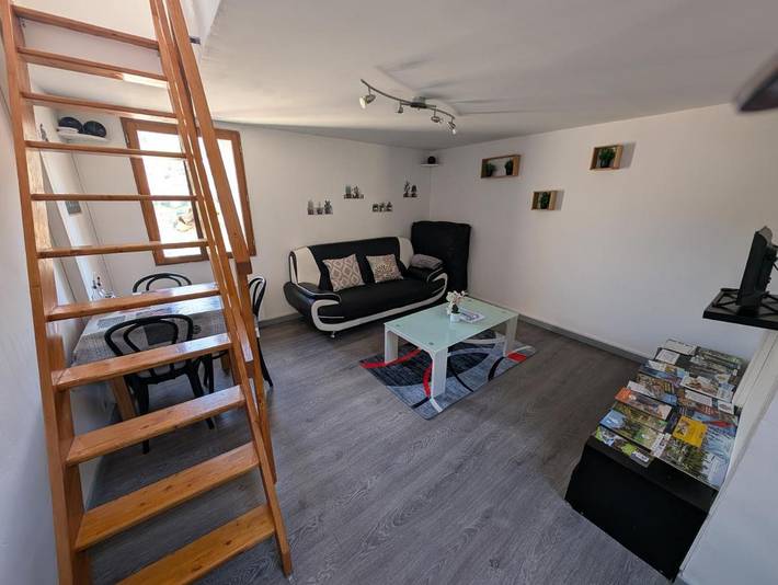 Gîte pour 3 personnes, avec vue, animaux acceptés à Entrevaux - 2