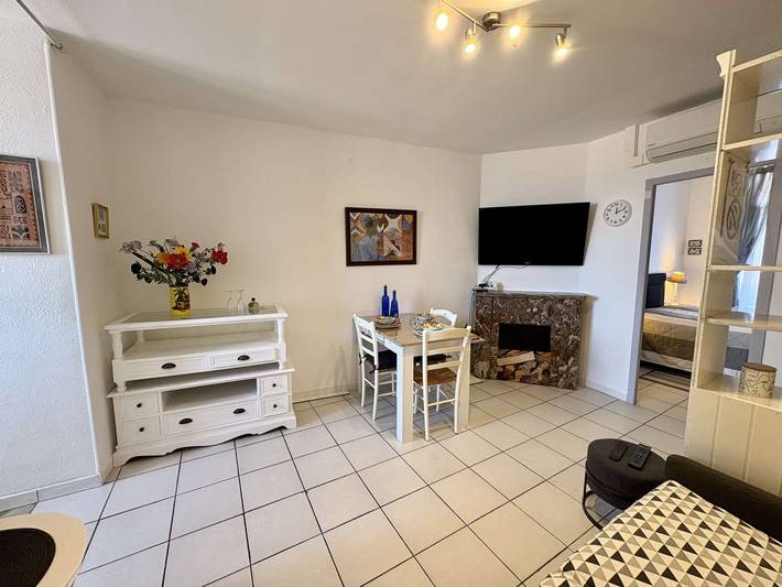 Appartement entier, Appartement en centre avec clim - 3 pers. in Saint-Raphaël, Massif de l'Esterel