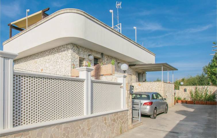 Location de vacances pour 6 personnes, avec Terrasse à Bari