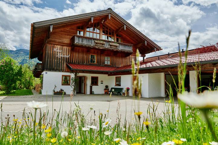 Ferienwohnung für 2 Personen, mit Balkon und Sauna in Reit im Winkl