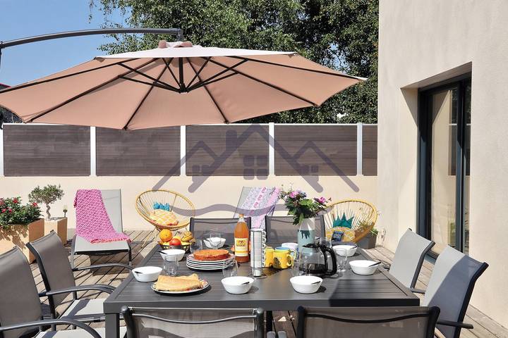 Gîte pour 8 personnes, avec terrasse, animaux acceptés - 1