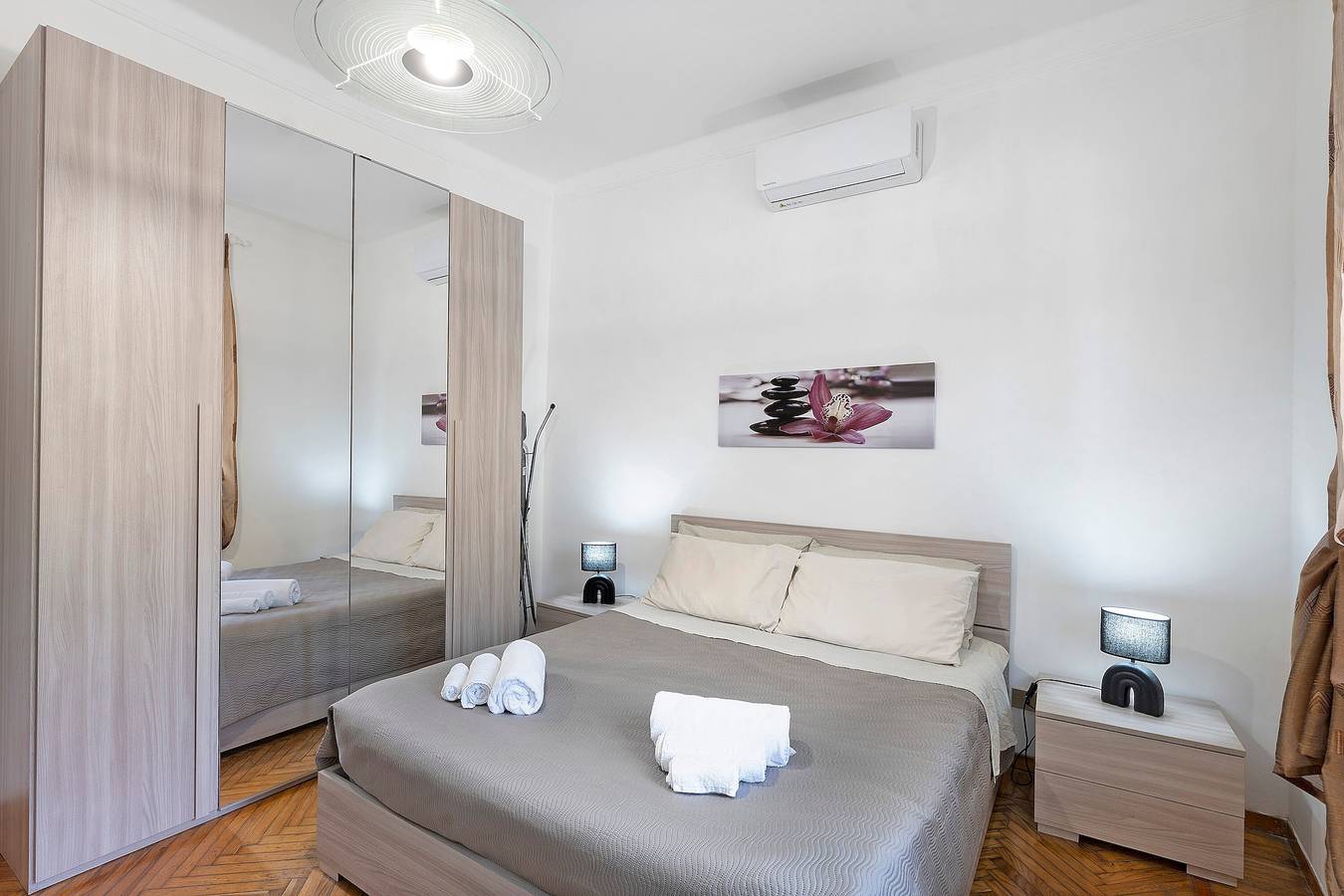Holiday Home 'La Rosa Blu Vacation Home' with Balcony and Wi-Fi in San Remo, Sanremo Municipality
