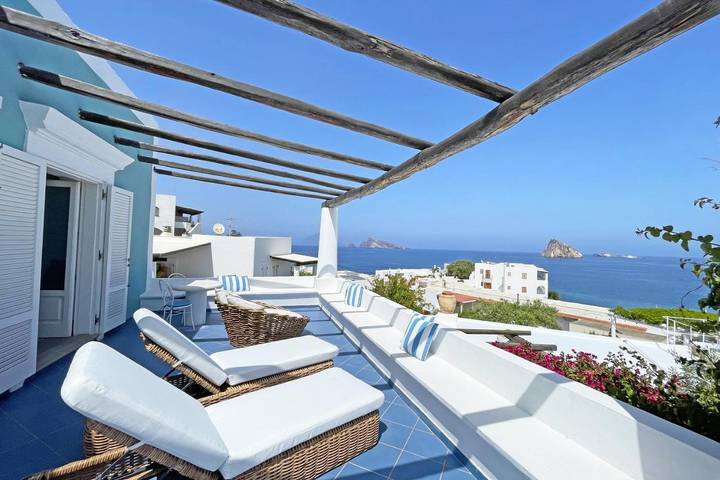 Casa vacanza per 5 persone, con Balcone e Terrazza nonché Panorama in Panarea