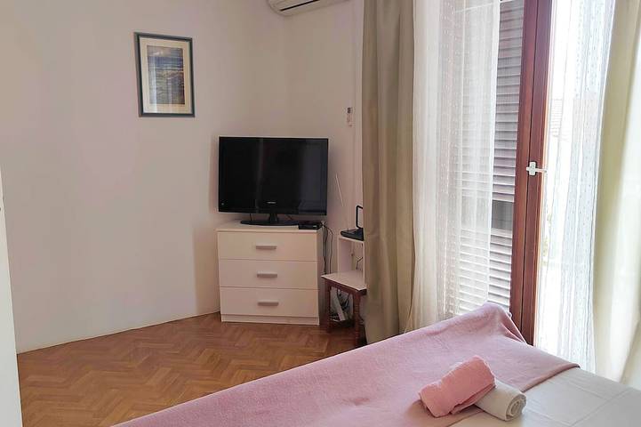 Ganze Wohnung, Ferienwohnungen Ivana,, Vodice, hr in Vodice, Šibenik-Knin