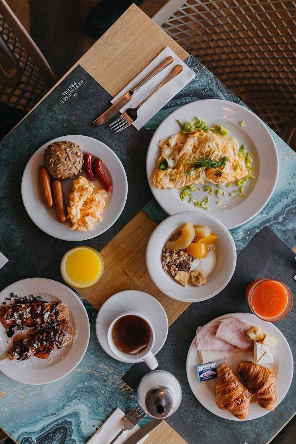 Hôtel pour 3 personnes, avec sauna et jacuzzi ainsi que piscine et balcon à Brno - 4