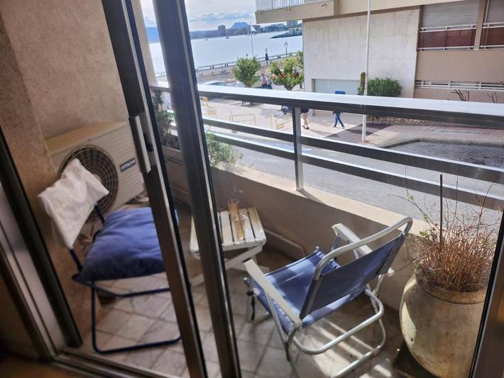 Gîte pour 6 personnes, avec terrasse et vue, animaux acceptés dans Plage Beau Rivage Saint Raphael - 2