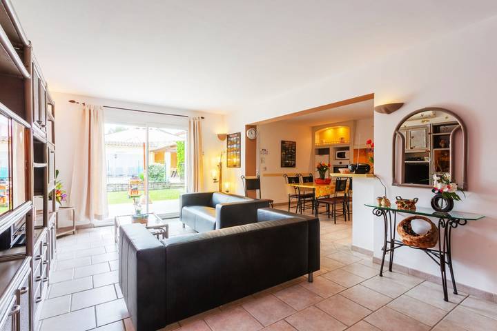 Location de vacances pour 6 personnes, avec jardin, adapté aux familles à Taillades - 2