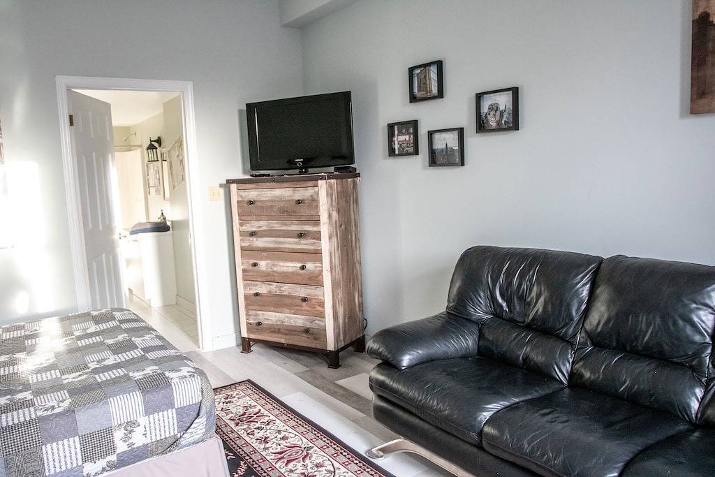 Ganze Wohnung, Fifth Avenue | The Jypsy Inn | Muskoka in Muskoka