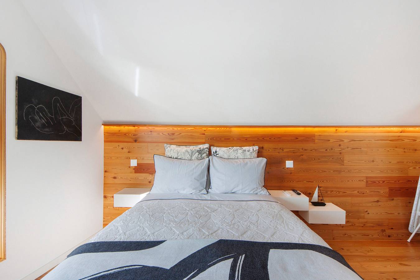 Entire studio, Apartment 'Ria' with Wi-Fi and Air Conditioning in Aveiro, Aveiro District
