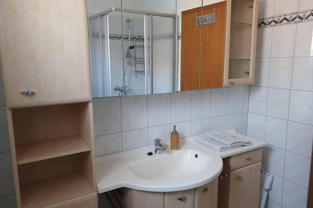 Ganze Wohnung, Haus in ruhiger Lage in Südoststeiermark, Straden
