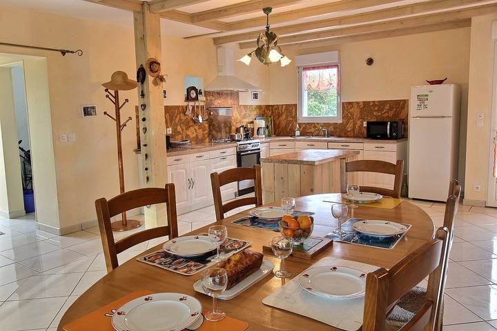 Gîte pour 6 personnes, avec terrasse et jardin à Plourivo - 3