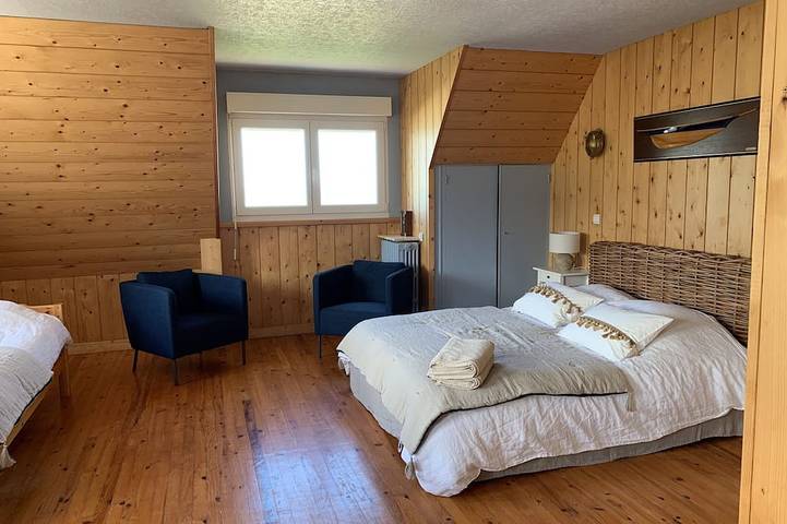 Location de vacances pour 14 personnes, avec jardin et terrasse à Saint-Michel-en-Grève - 3