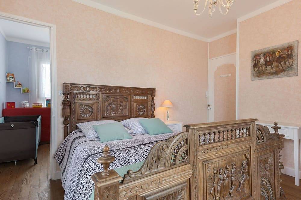 Wonderful private villa for 8 people with Wifi, Tv, terrace and panoramic view in Auray, Côte des Mégalithes