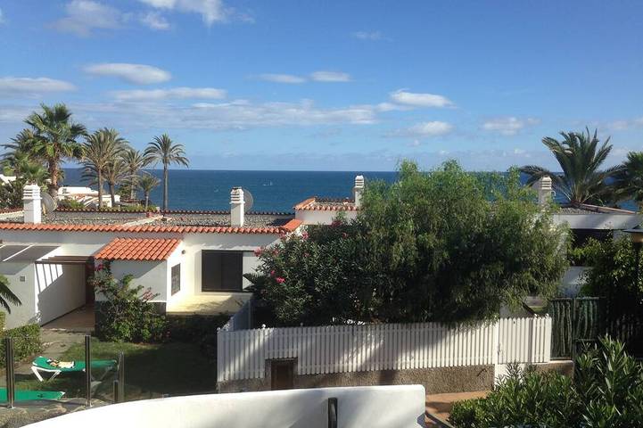 Ferienhaus für 4 Personen, mit Pool und Terrasse sowie Garten in Playa del Águila