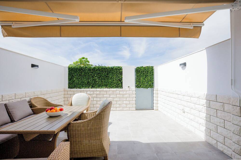 Charming townhome with Ac in fabulous Costa Adeje in Miraverde, Adeje