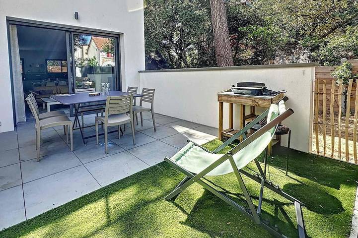 Location de vacances pour 5 personnes, avec terrasse et jardin aux Les Sables-d'Olonne