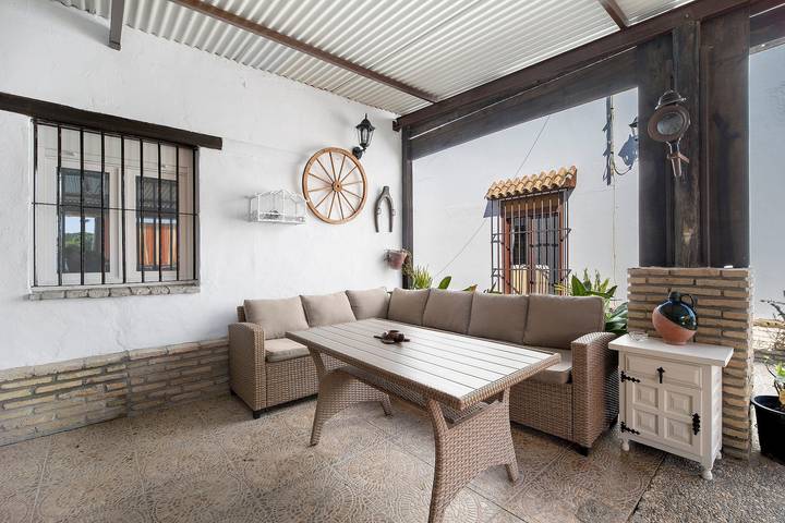 Rural House 'El Sotillo' with Private Pool, Wi-Fi and Air Conditioning in Novo Sancti Petri, Chiclana de la Frontera