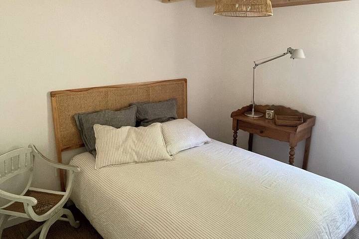 Location de vacances pour 8 personnes, avec jardin à Augerolles - 3