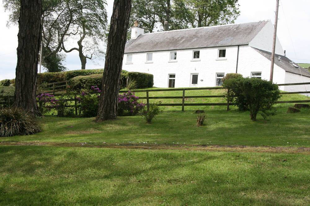 Dairy Cottage East Challoch Farm in Dumfries and Galloway