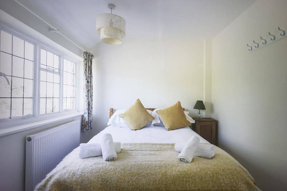 Delightful New Forest Cottage in Idyllic Village in Lyndhurst, Hampshire