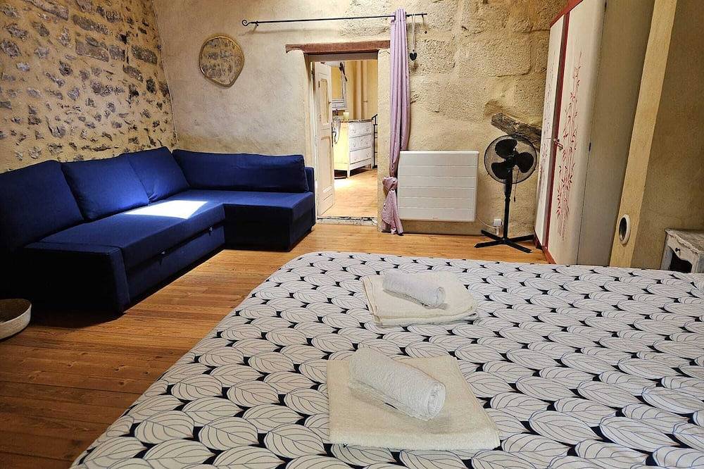 Riverside village charm meets nature retreat in Collias, Region de Nimes
