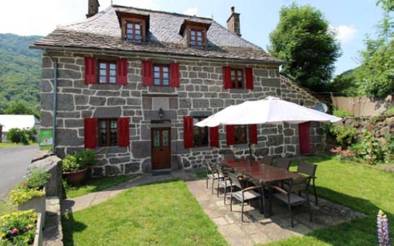 Le relais de Lustrande in Brezons, Parc naturel régional des Volcans d'Auvergne