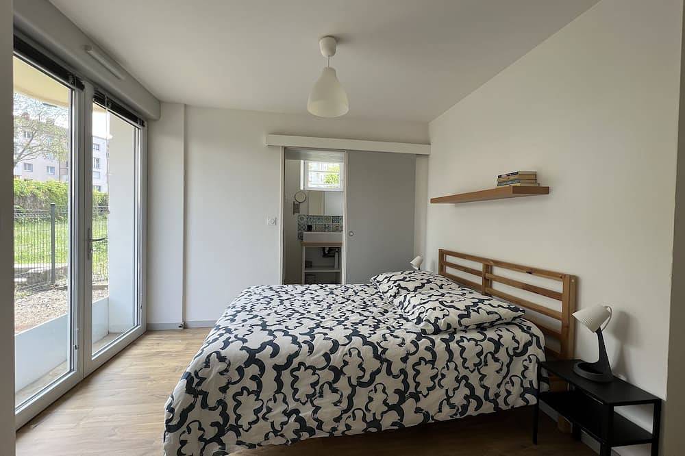 Apartamento entero, A 2 mm à Pieds des Thermes Valvital Appartement Rénové de Plain-pied in Lons-le-Saunier, Jura